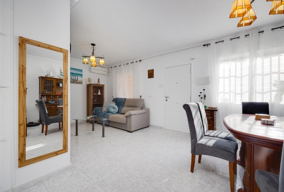 Resale - Villa - Torrevieja - Costa Blanca