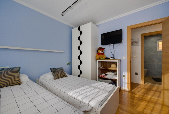 Resale - Villa - Torrevieja - Costa Blanca