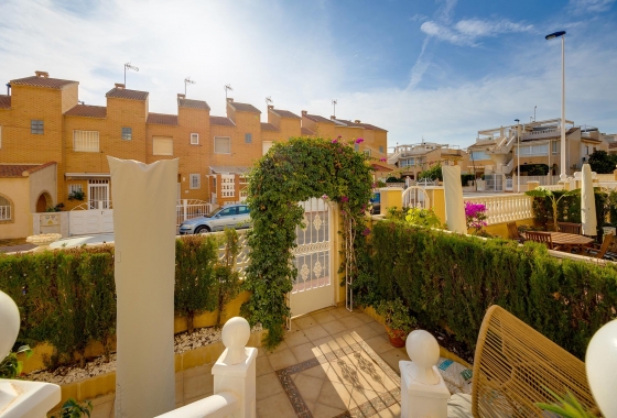 Resale - Villa - Torrevieja - Costa Blanca