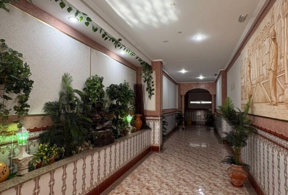 Resale - Apartment / flat - Torrevieja - Costa Blanca