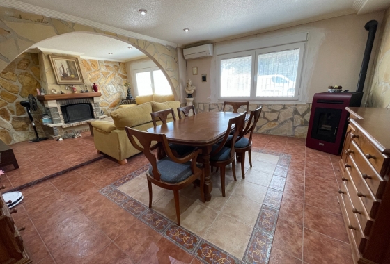 Resale - Villa - Crevillente - Inland