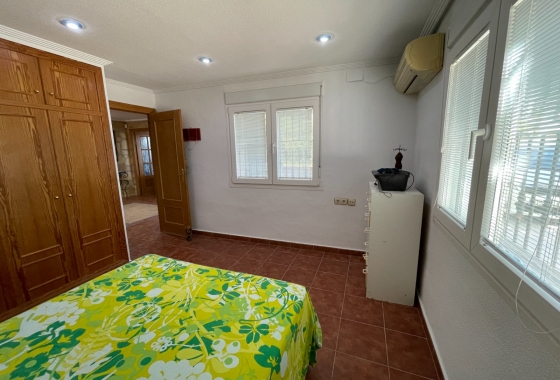 Resale - Villa - Crevillente - Inland