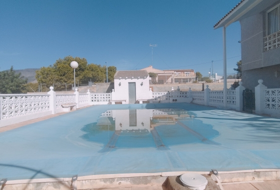 Resale - Villa - Crevillente - Inland