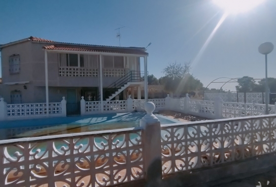 Resale - Villa - Crevillente - Inland