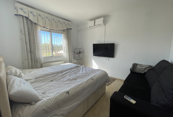 Resale - Villa - Catral - Costa Blanca