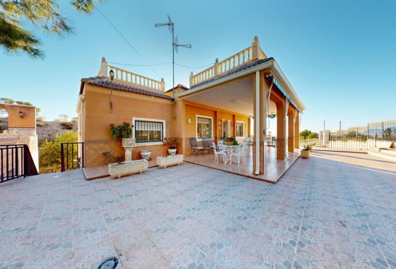 Resale - Villa - Crevillente - Inland