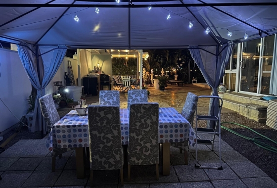 Resale - Villa - Hondón de las Nieves - Inland