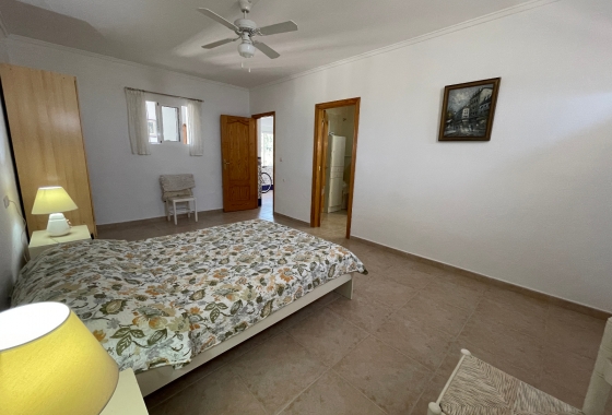 Resale - Villa - Daya Nueva - Costa Blanca