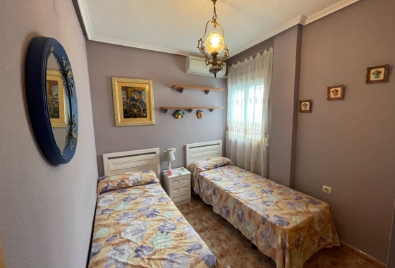 Resale - Apartment / flat - La Mata - Costa Blanca