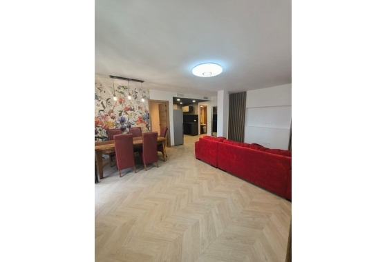 Resale - Apartment / flat - Torrevieja - Costa Blanca