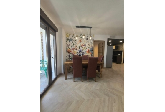 Resale - Apartment / flat - Torrevieja - Costa Blanca