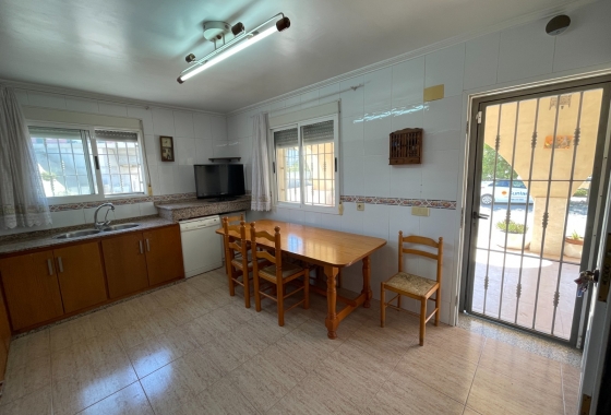 Resale - Villa - Crevillente - Inland