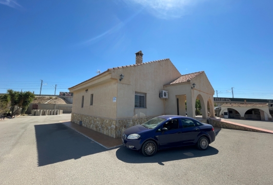 Resale - Villa - Crevillente - Inland