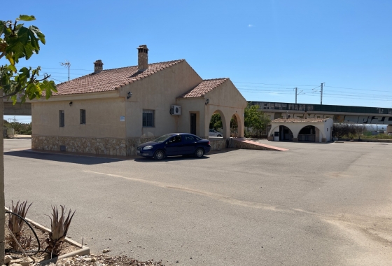 Resale - Villa - Crevillente - Inland