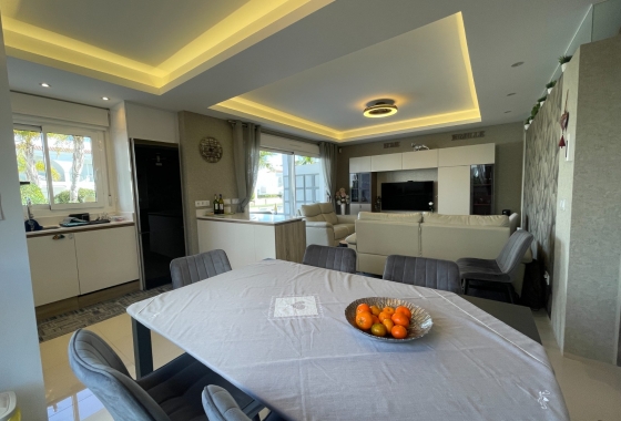 Resale - Apartment / flat - Rojales - Inland