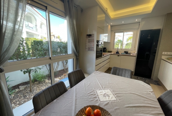 Resale - Apartment / flat - Rojales - Inland