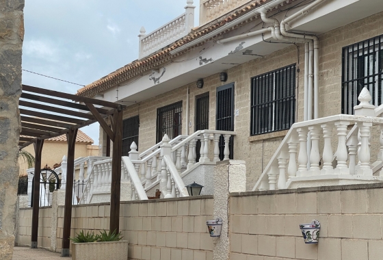 Resale - Bungalow - La Mata - Costa Blanca