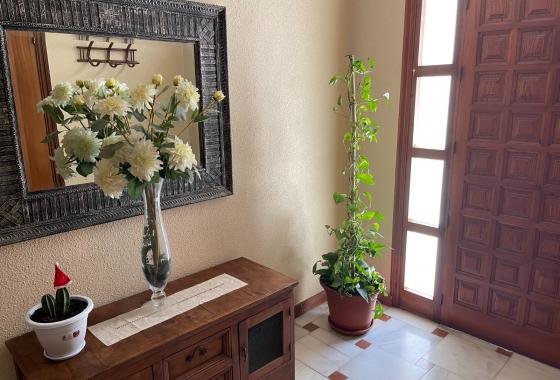 Resale - Villa - San Miguel de Salinas - Inland