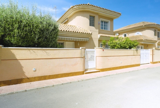 Resale - Townhouse - Torrevieja - Los Balcones - Los Altos del Edén