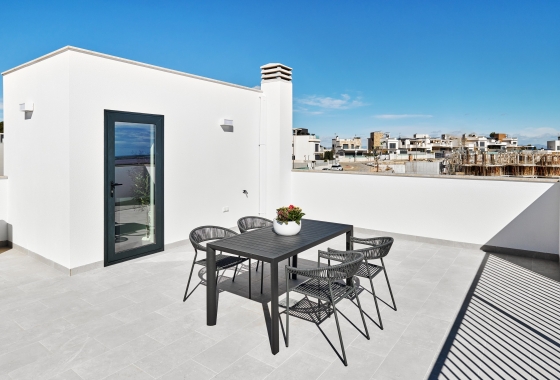 Neue Gebäude - Chalet - San Miguel de Salinas