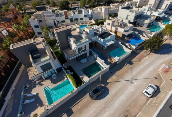 Resale - Villa - San Miguel de Salinas - Bellavista