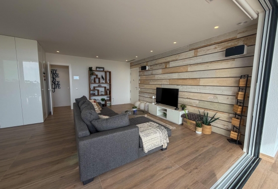 Resale - Apartment / flat - Orihuela - Las Colinas Golf