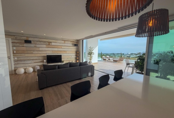 Resale - Apartment / flat - Orihuela - Las Colinas Golf