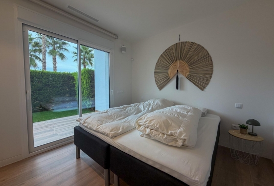 Resale - Apartment / flat - Orihuela - Las Colinas Golf