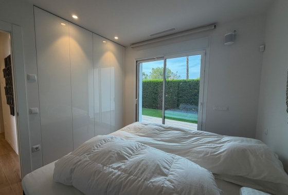 Resale - Apartment / flat - Orihuela - Las Colinas Golf