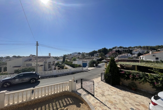 Resale - Villa - Alfas del Pí - Costa Blanca