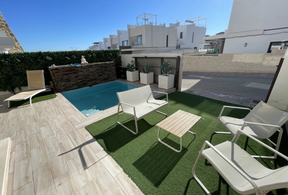Resale - Townhouse - Orihuela Costa - villamartin