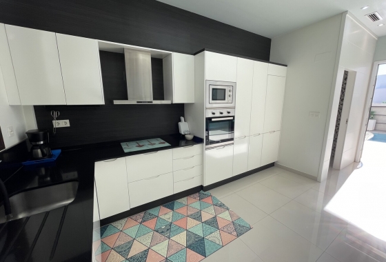 Resale - Townhouse - Orihuela Costa - villamartin