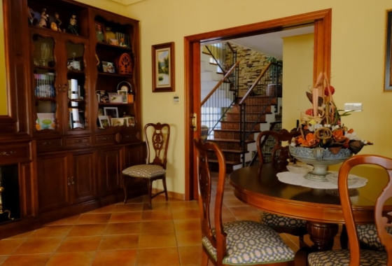 Resale - Villa - Orihuela - Inland