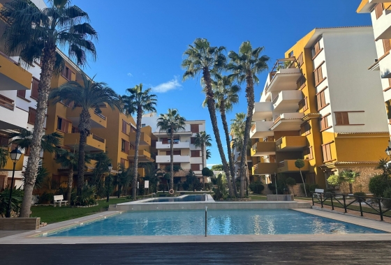 Resale - Apartment / flat - Torrevieja - Costa Blanca