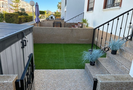 Resale - Apartment / flat - Torrevieja - Costa Blanca