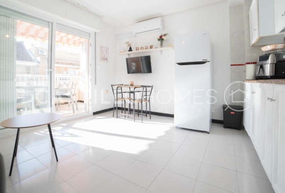 Resale - Apartment / flat - Torrevieja - Centro