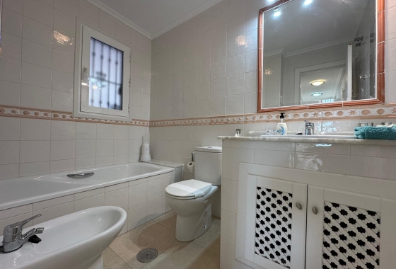 Resale - Apartment / flat - Orihuela Costa - Costa Blanca