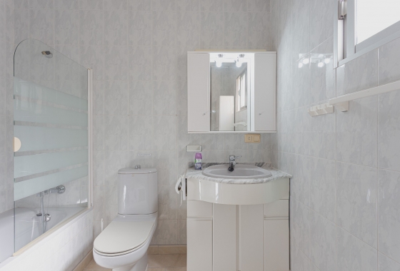 Resale - Villa - Torrevieja - Costa Blanca