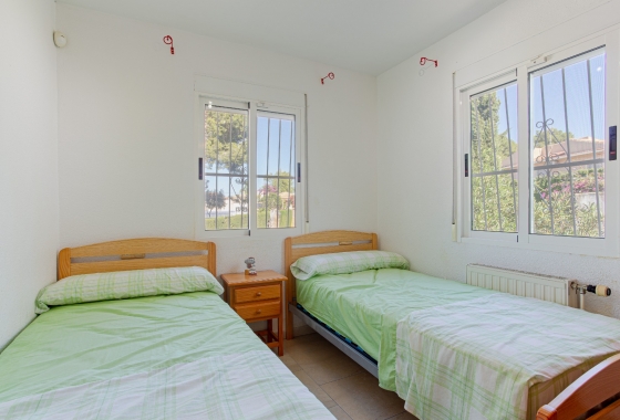 Resale - Villa - Torrevieja - Costa Blanca