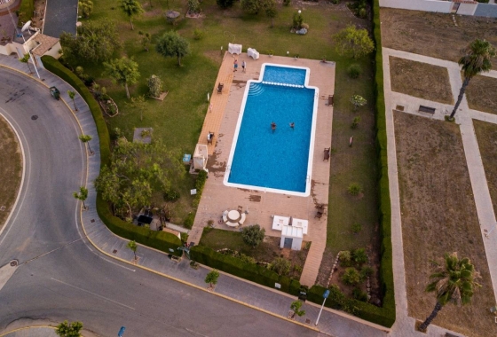 Resale - Villa - Torrevieja - La Siesta - El Salado - Torreta