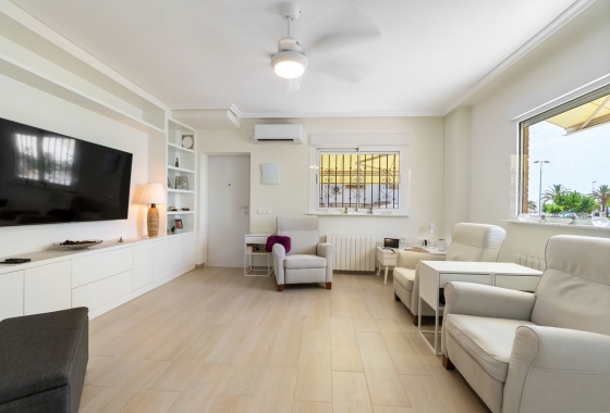 Resale - Villa - Torre de la Horadada - Costa Blanca