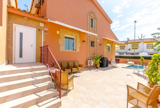 Resale - Villa - Torre de la Horadada - Costa Blanca