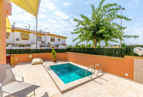 Resale - Villa - Torre de la Horadada - Costa Blanca