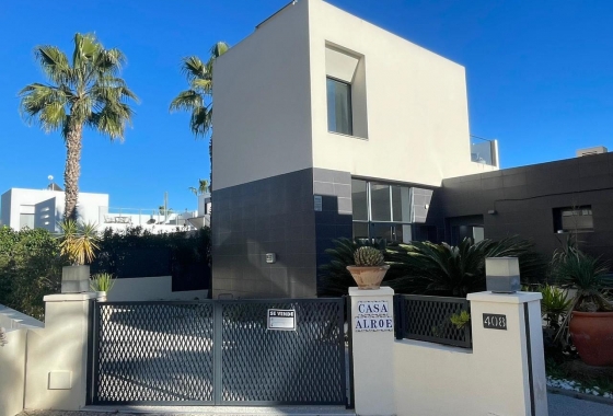 Resale - Villa - Orihuela Costa - Costa Blanca