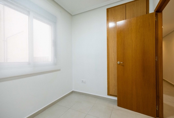 Resale - Apartment / flat - Torrevieja - Centro