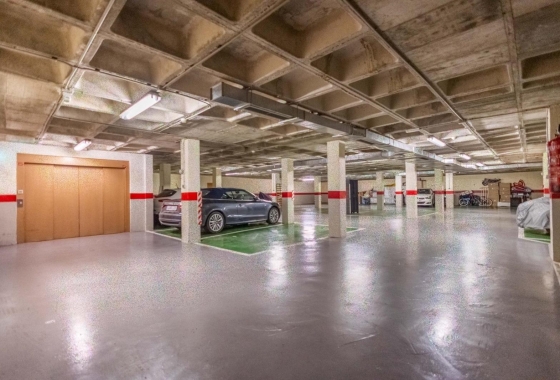 Resale - Apartment / flat - Torrevieja - Centro