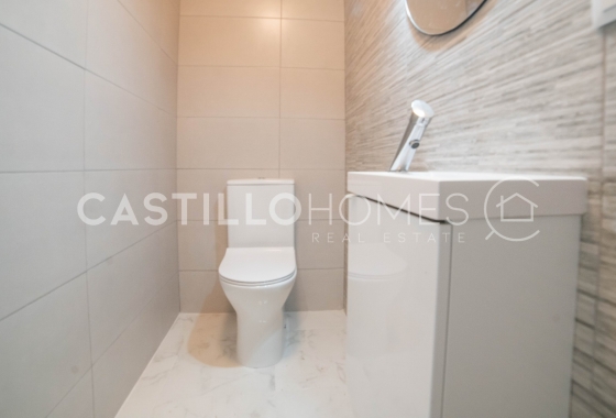 Resale - Apartment / flat - Torrevieja - Centro