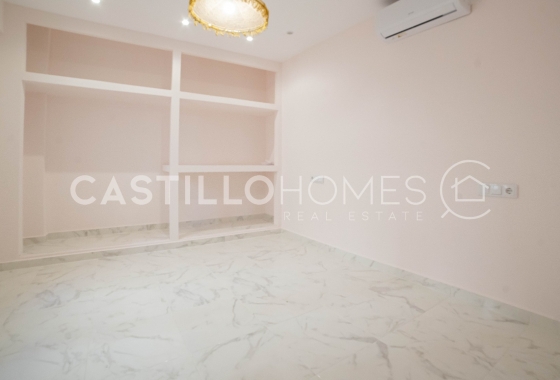 Resale - Apartment / flat - Torrevieja - Centro