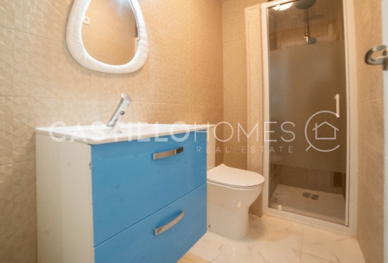 Resale - Apartment / flat - Torrevieja - Centro