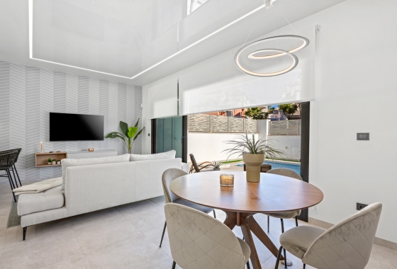 Resale - Villa - Orihuela Costa - Costa Blanca